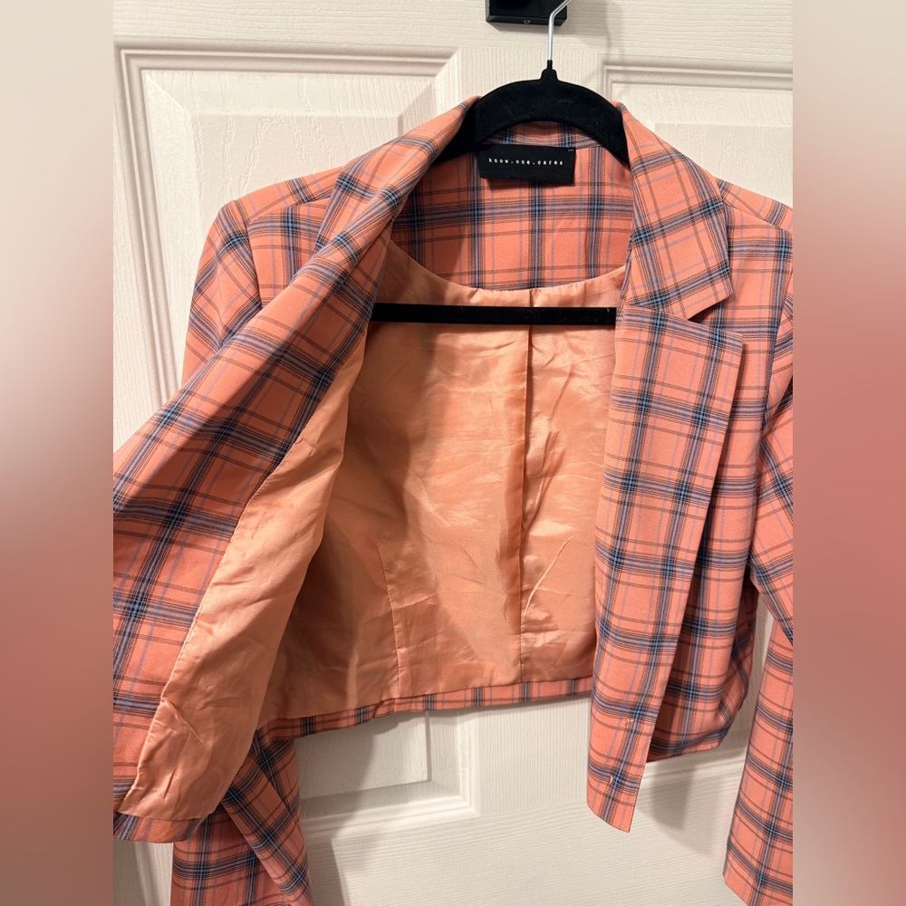 Cropped lightweight blazer in soft coral, lavender, light blue and navy plaid